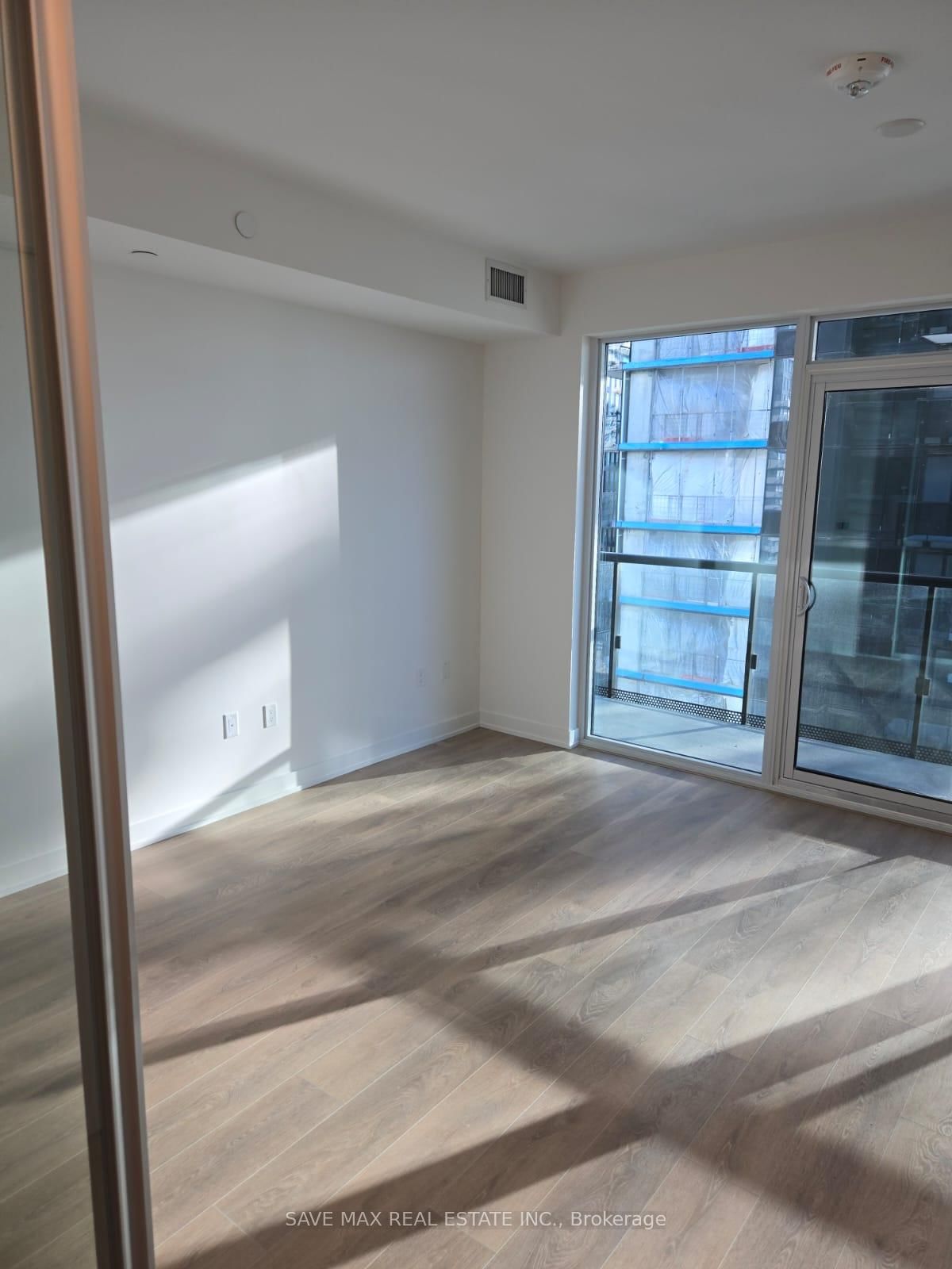 127 Broadway Avenue N, Unit 2607 - Photo 10