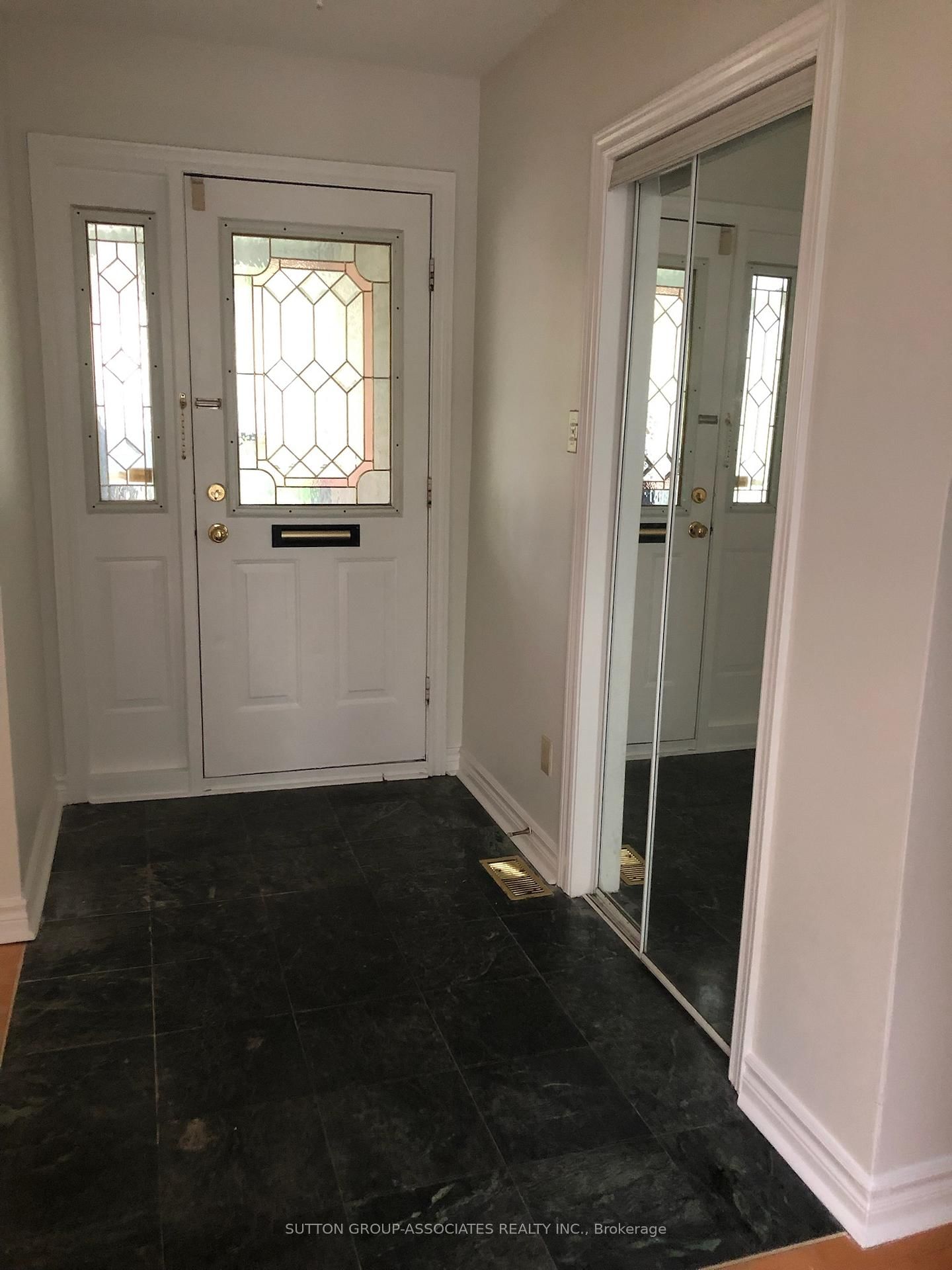 40 Caswell Drive - Photo 4