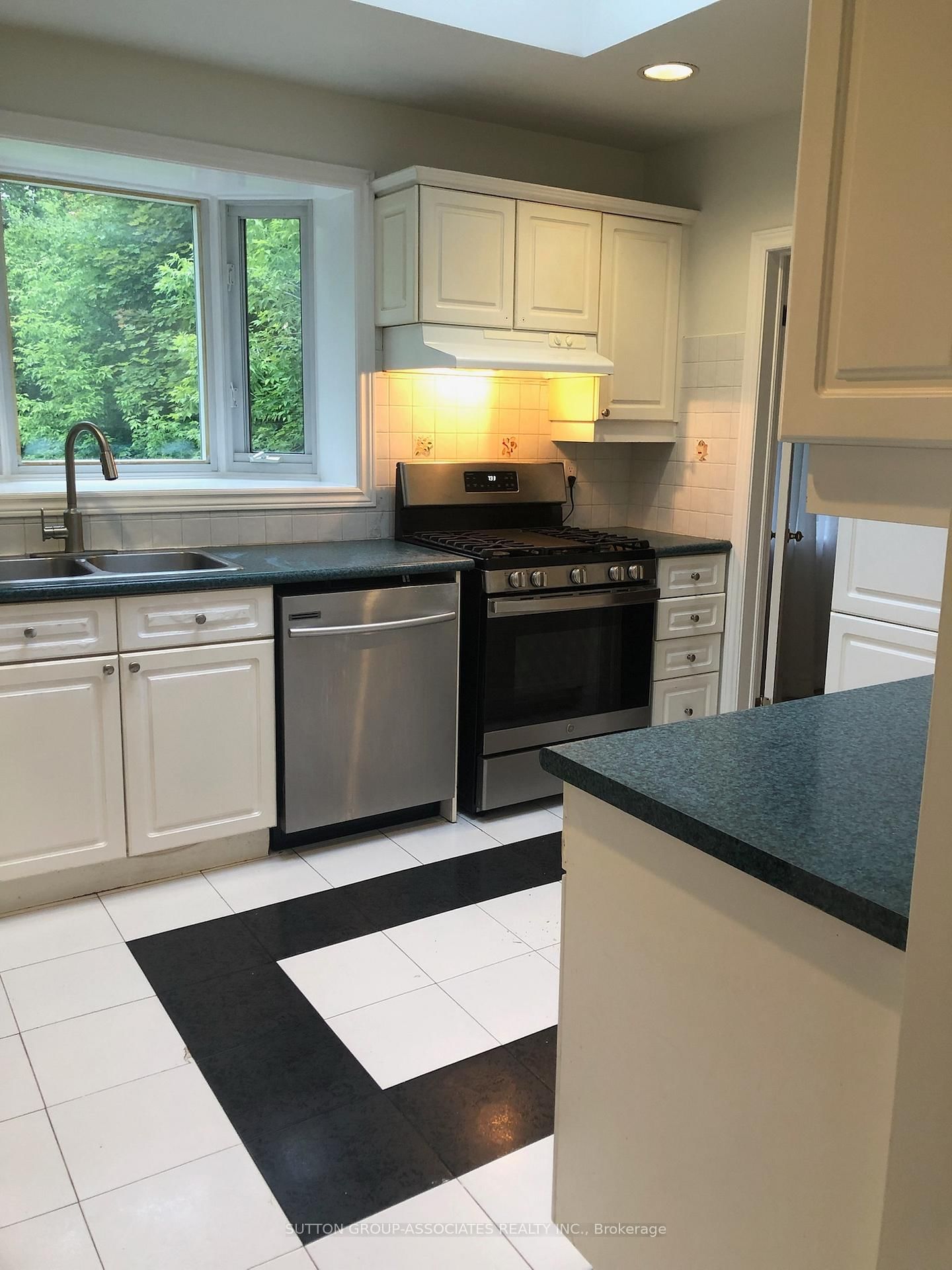 40 Caswell Drive - Photo 6