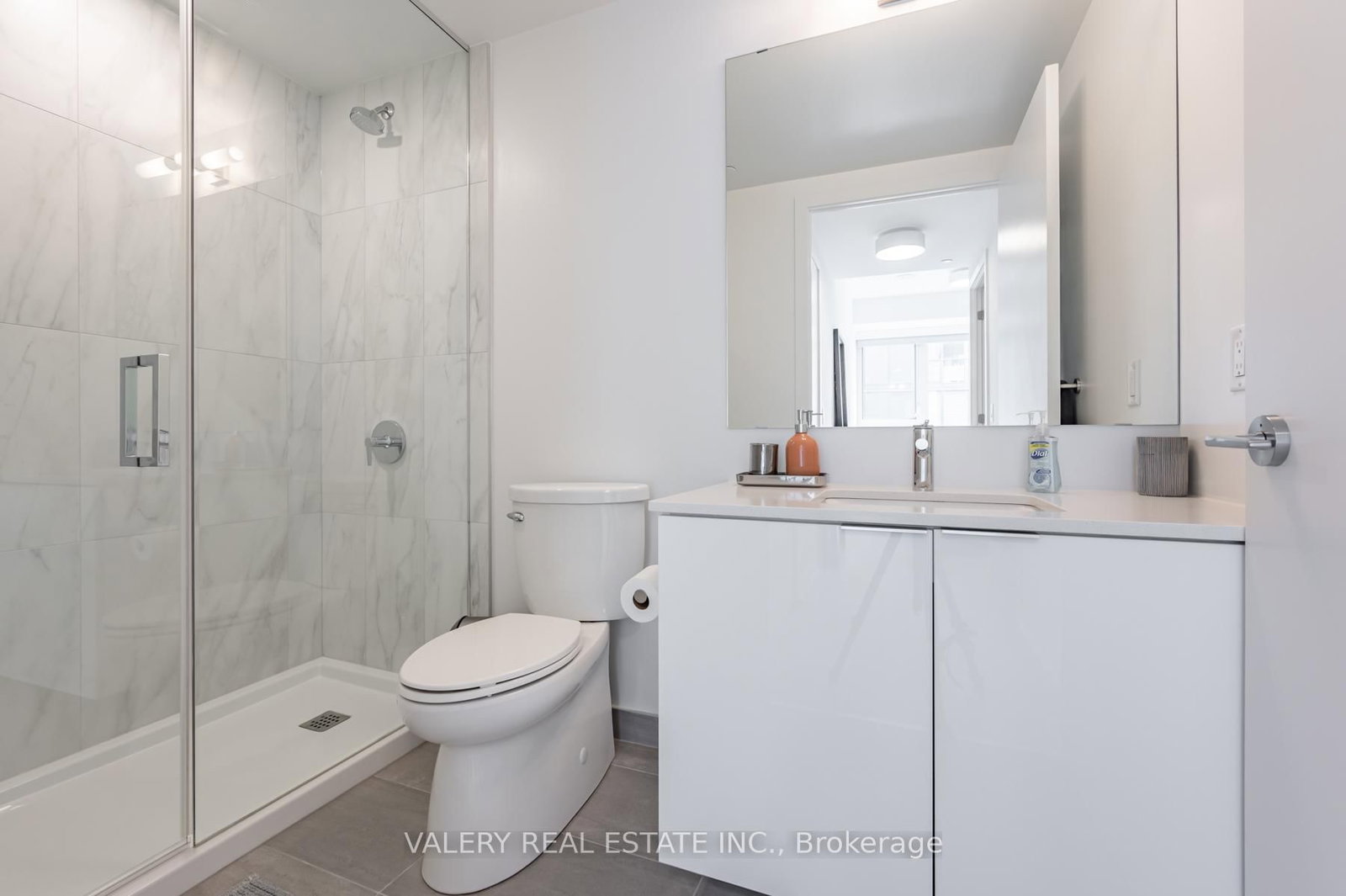 357 King Street W, Unit 3109 - Photo 13