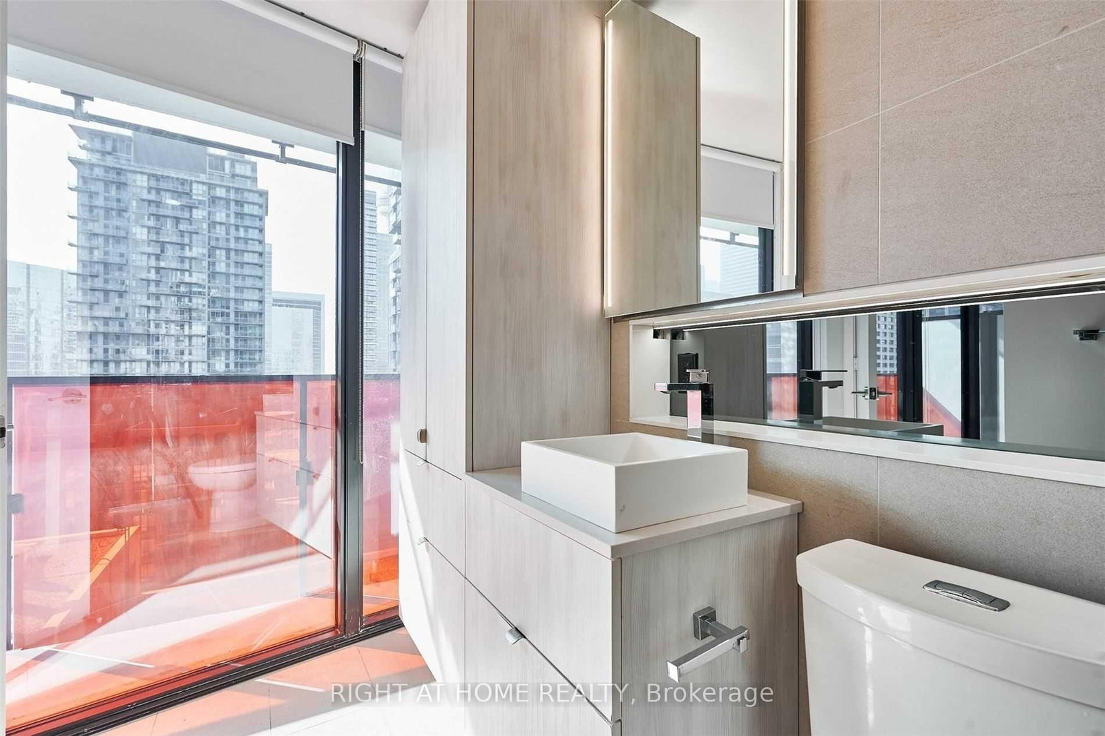 215 Queen Street W, Unit 1716 - Photo 6