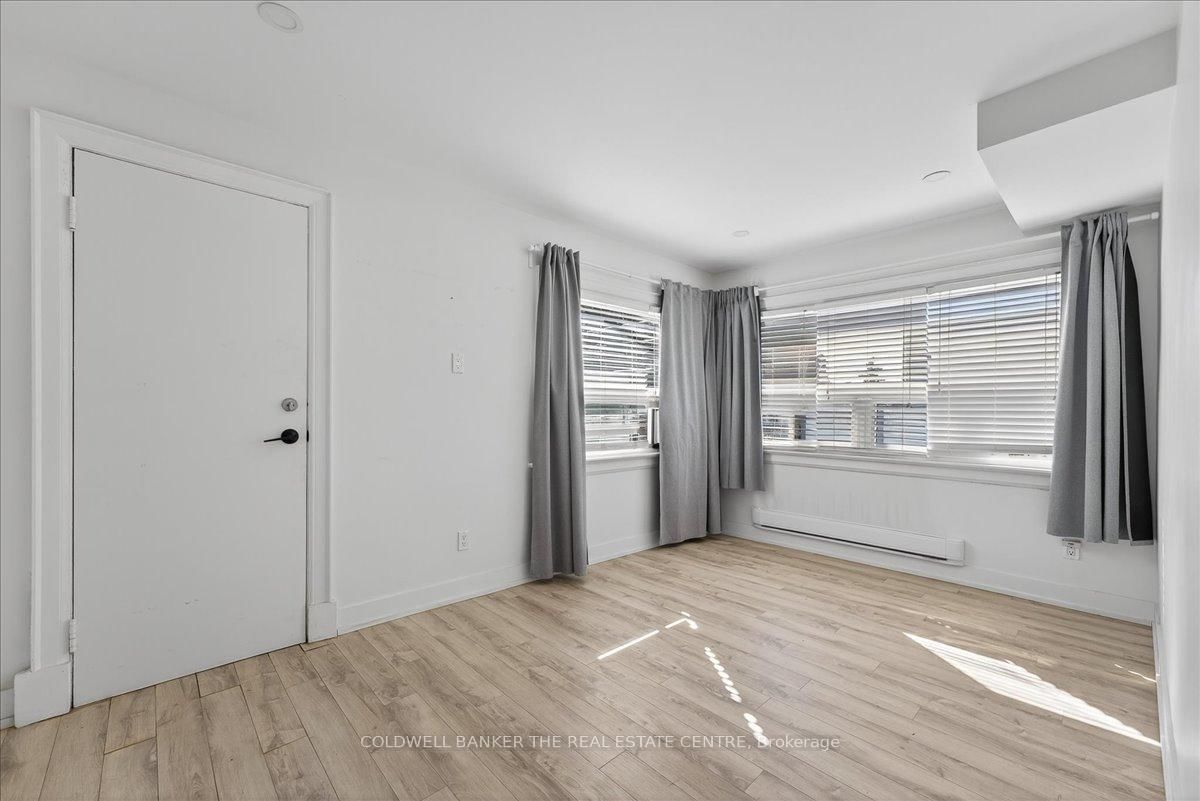 252 Soudan Avenue - Photo 13