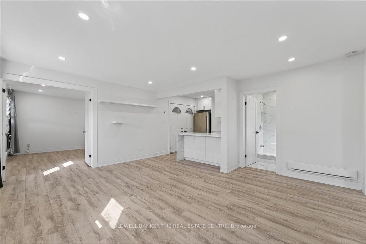 252 Soudan Avenue - Photo 9