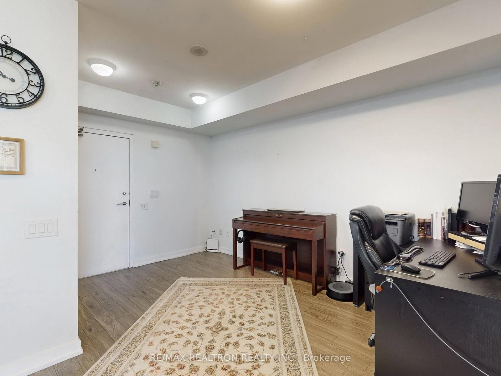 15 Singer Court, Unit Ph06 - Photo 10