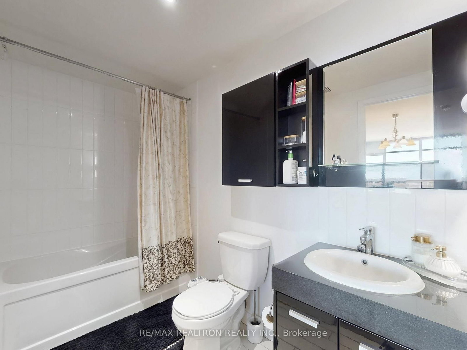 15 Singer Court, Unit Ph06 - Photo 22