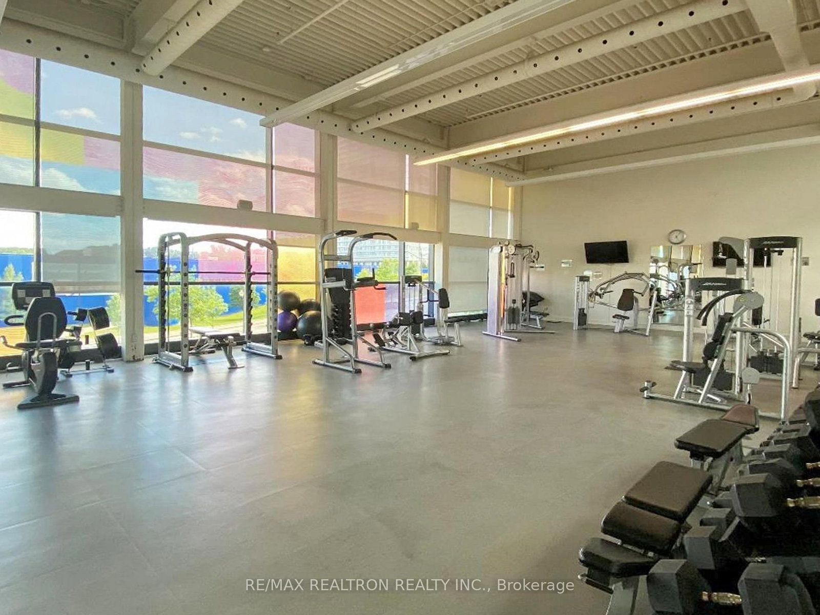 15 Singer Court, Unit Ph06 - Photo 29