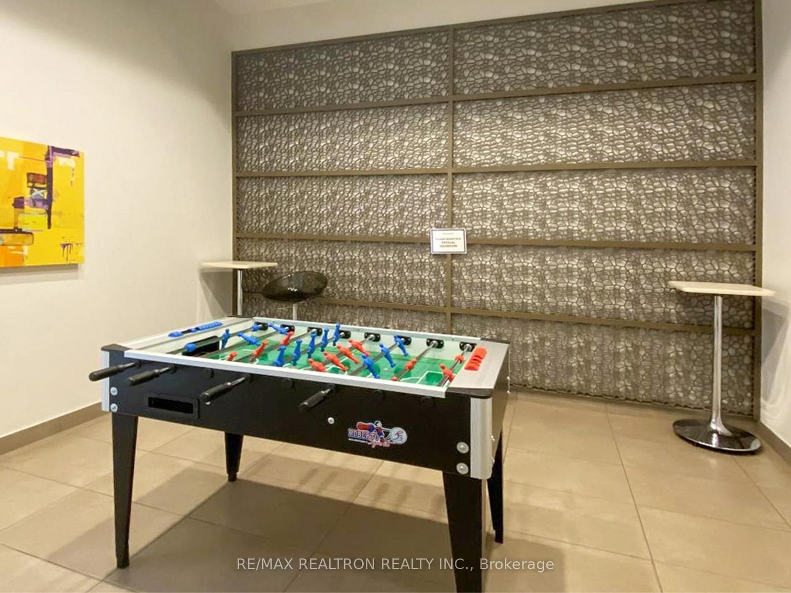 15 Singer Court, Unit Ph06 - Photo 34