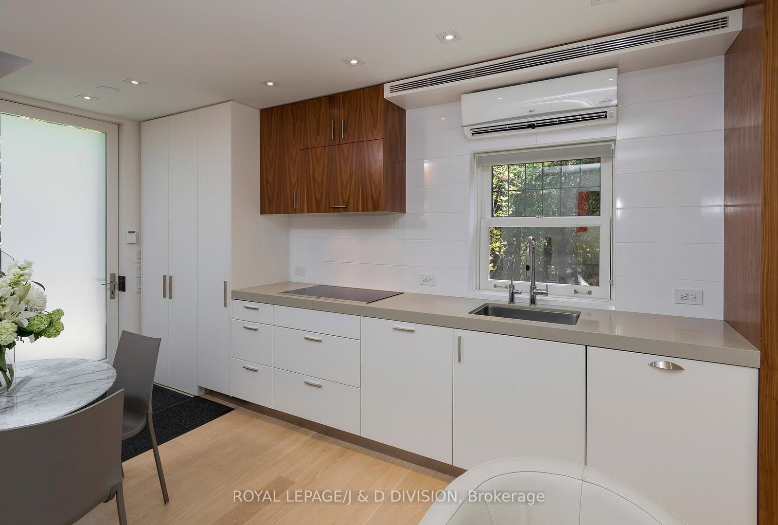 78 Roxborough Street E, Unit 400 - Photo 4