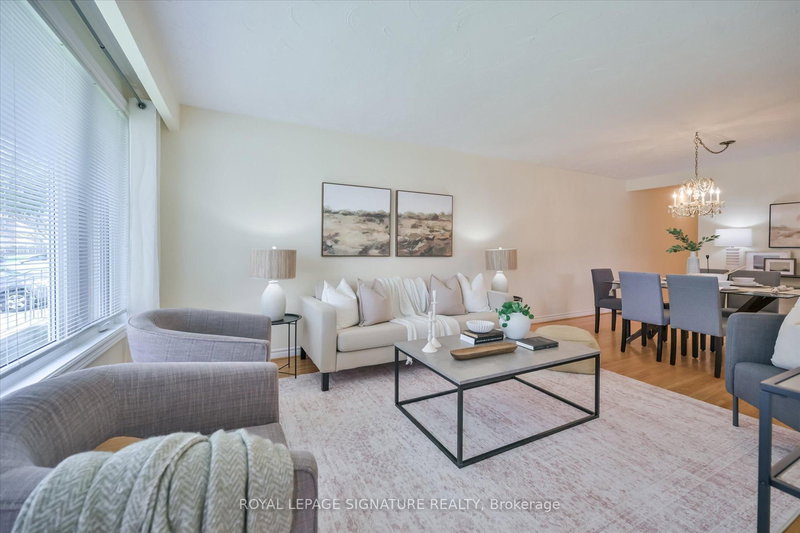45 Santa Barbara Rd, Toronto, M2N 2C1 | Image 2