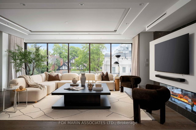 405 - 342 Spadina Road