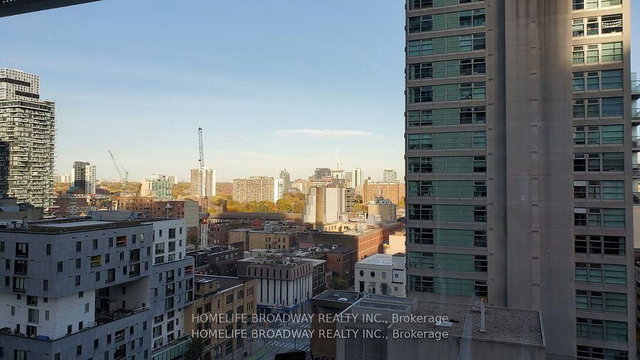 705 - 25 Richmond Street E