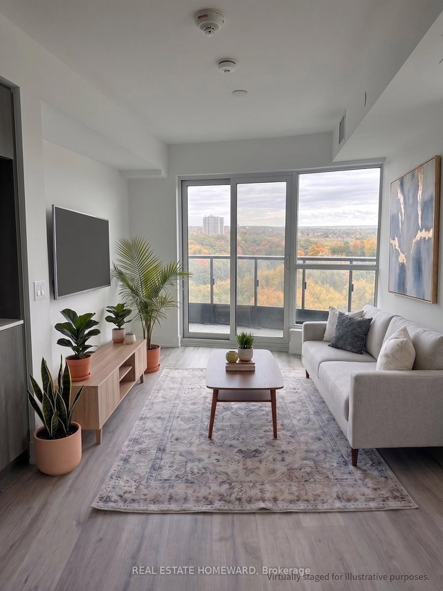 1118 - 585 BLOOR Street E