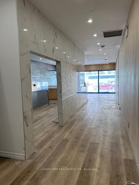 5619 Yonge St, Toronto, M2M 3S9 | Image 3