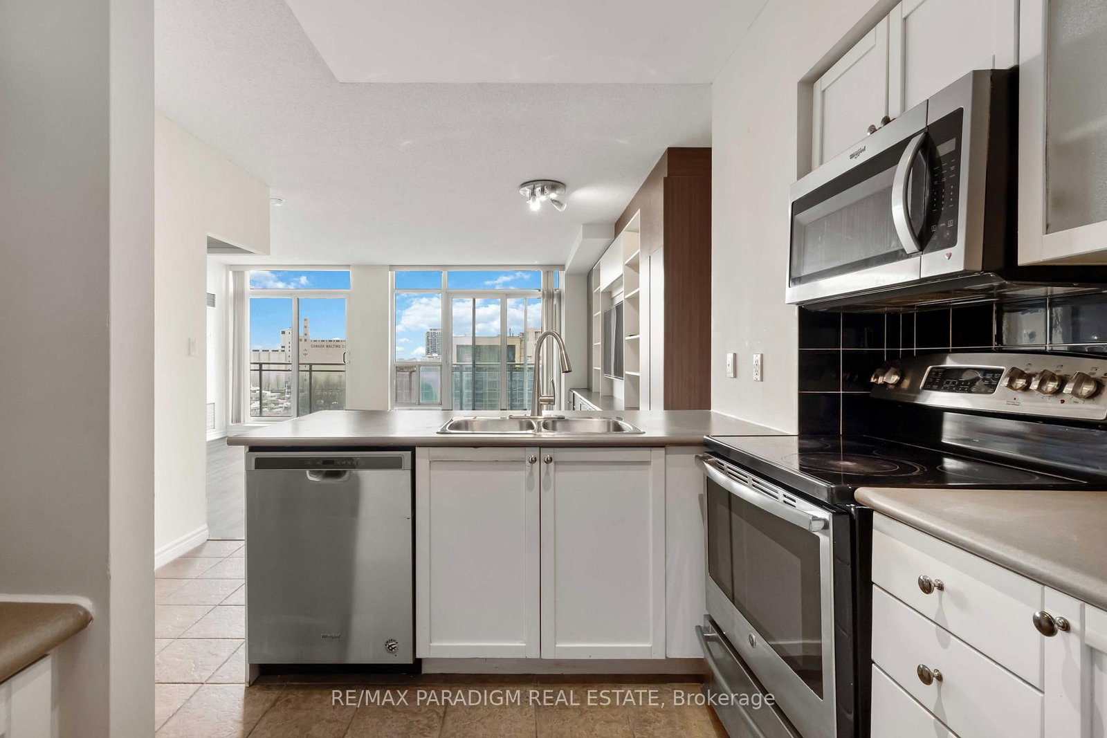 410 Queens Quay W, Unit 1017 - Photo 13