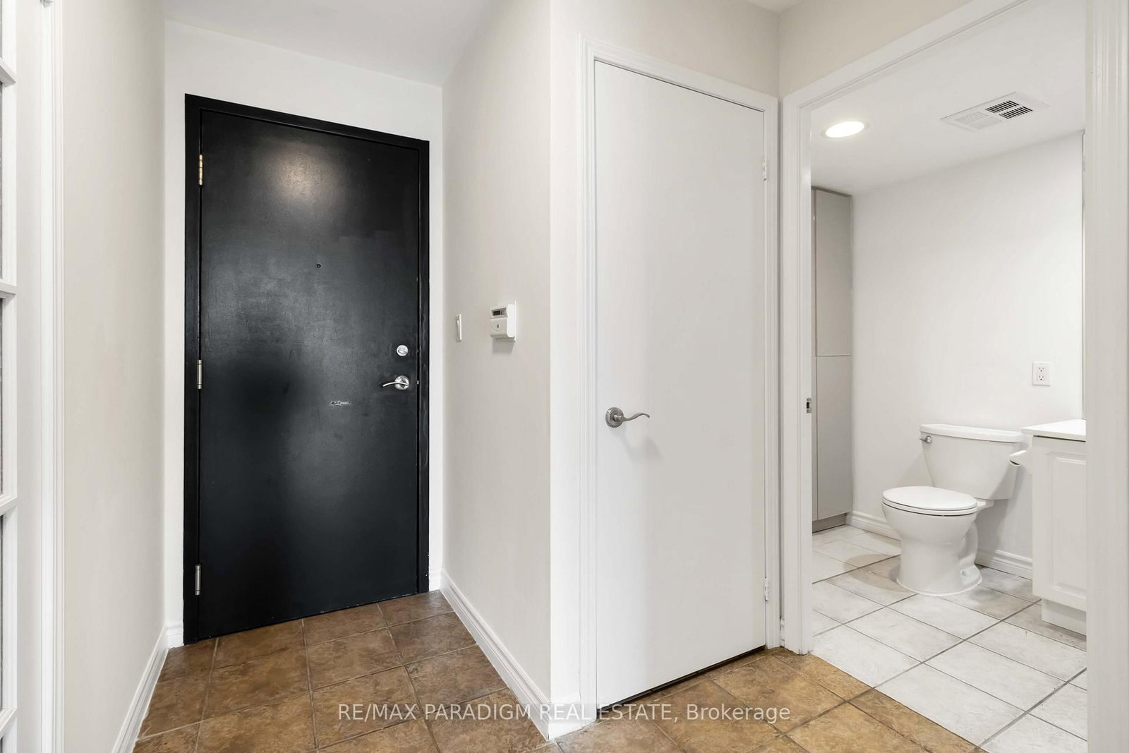 410 Queens Quay W, Unit 1017 - Photo 6