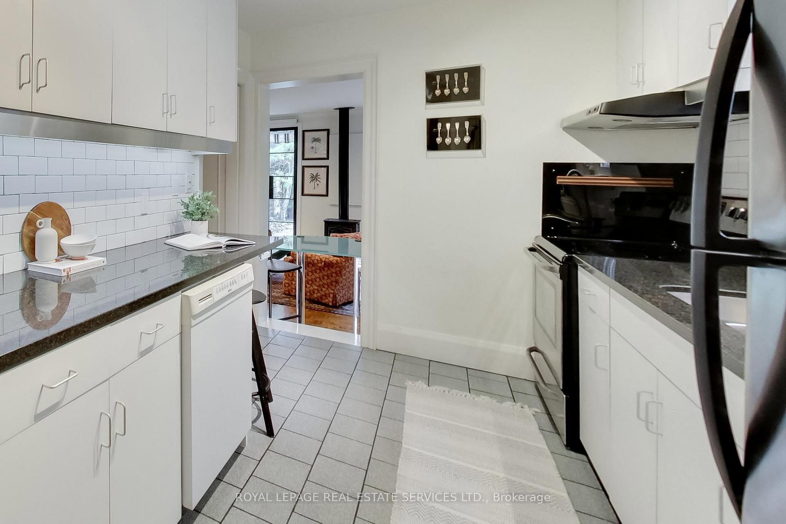 738 Huron Street - Photo 18