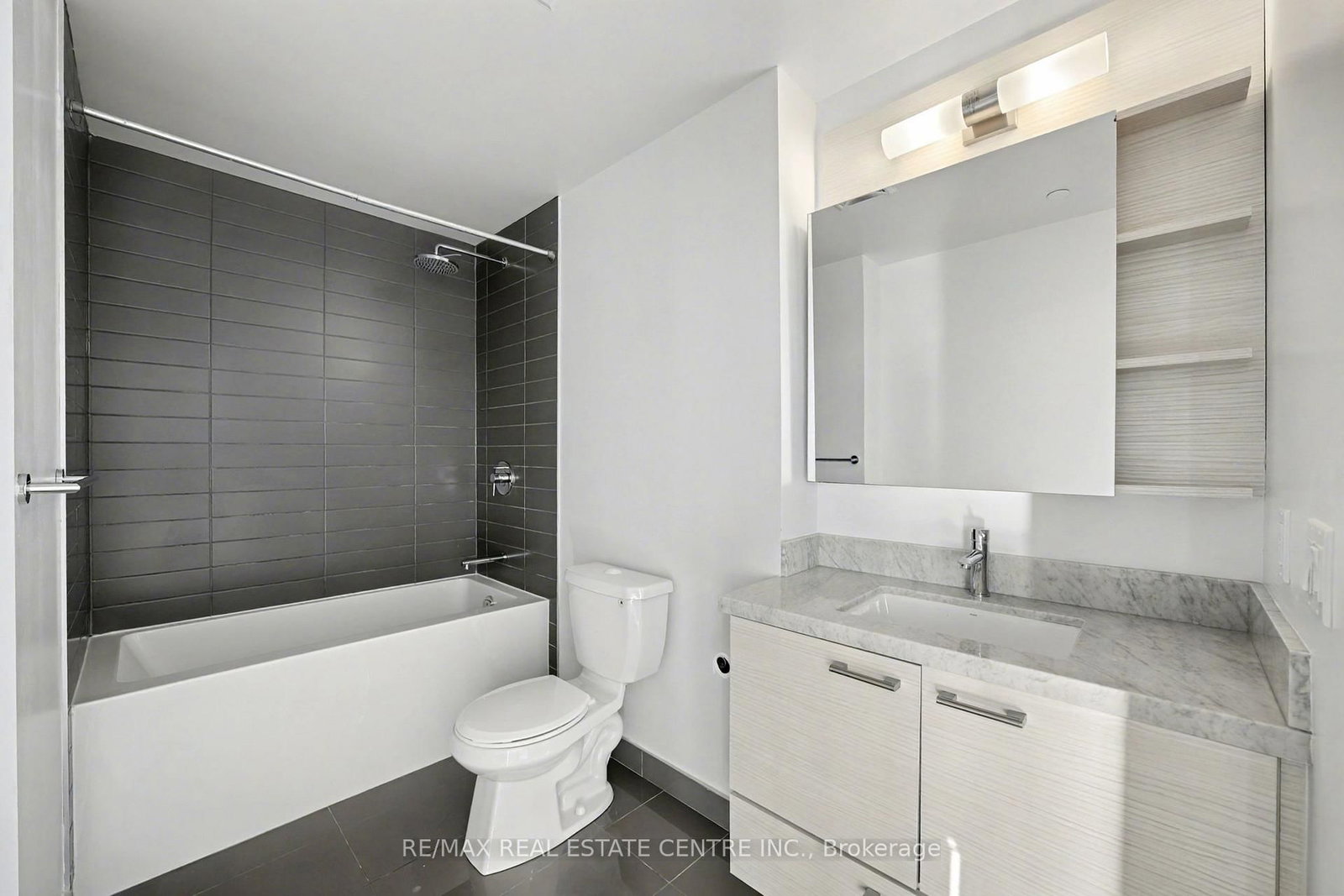 2221 Yonge Street, Unit 5404 - Photo 15