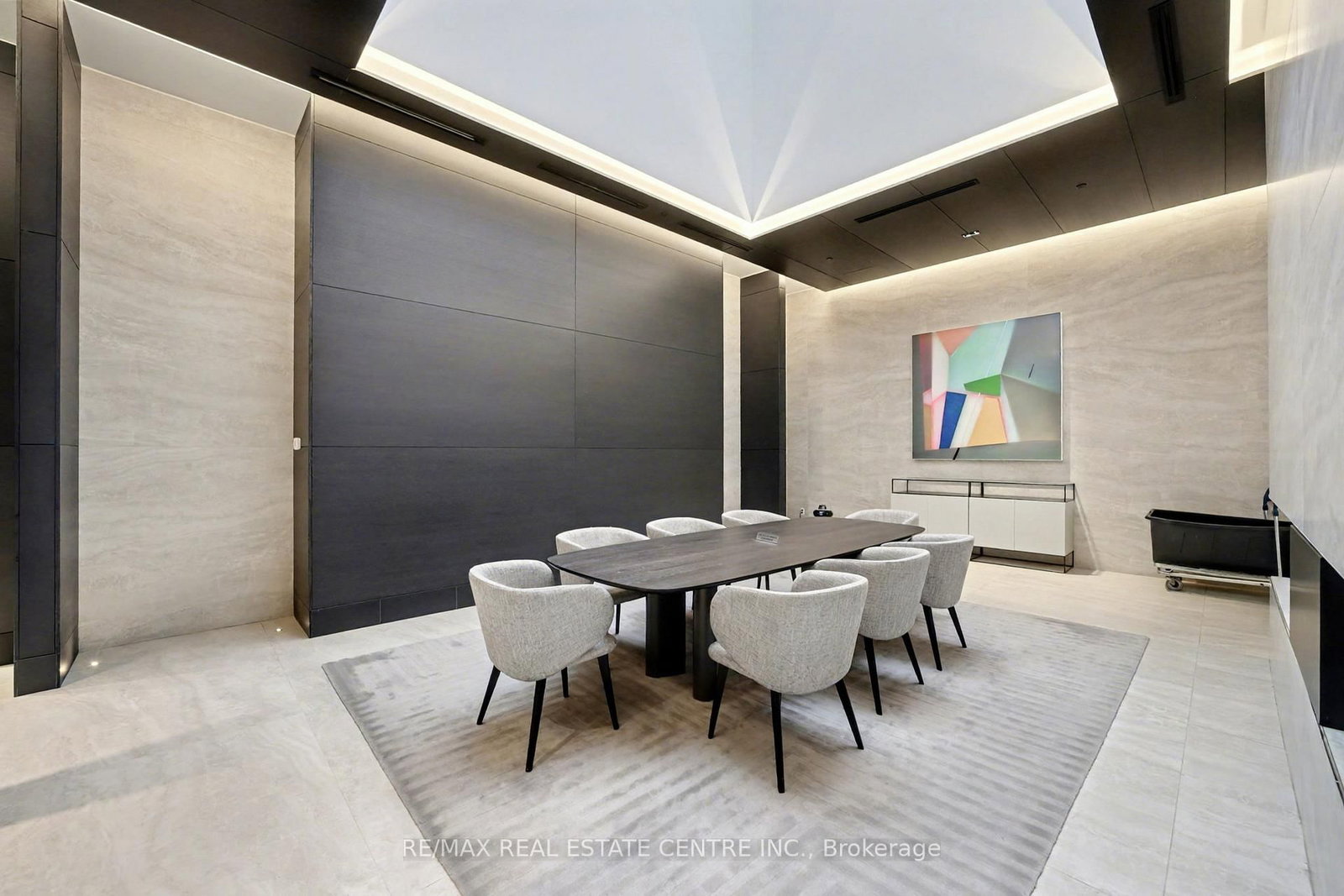 2221 Yonge Street, Unit 5404 - Photo 3