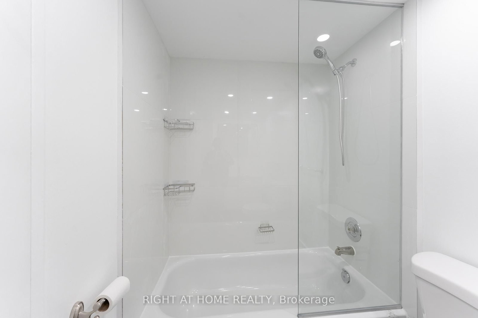 30 Church Street, Unit 905 - Photo 31