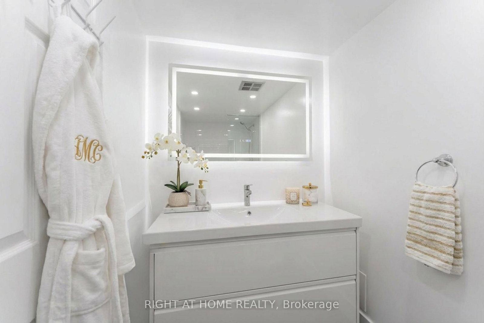 30 Church Street, Unit 905 - Photo 39