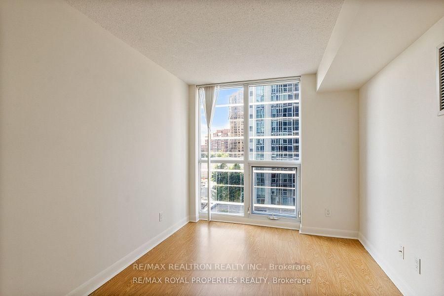 4978 Yonge Street, Unit 810 - Photo 10