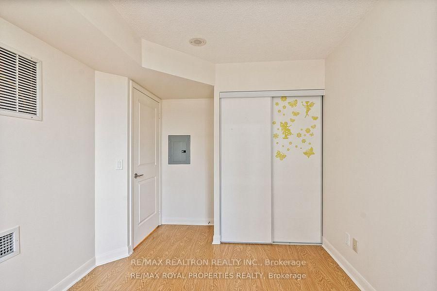 4978 Yonge Street, Unit 810 - Photo 11