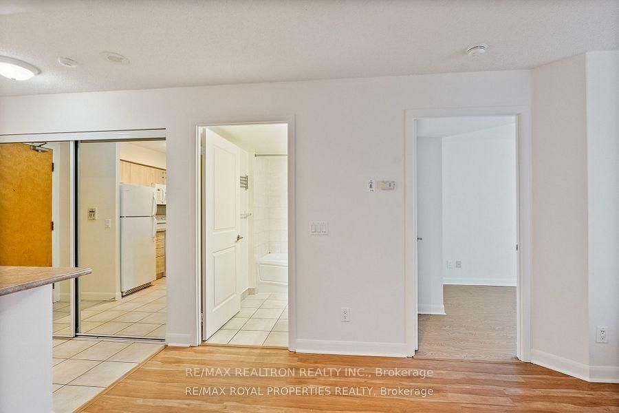 4978 Yonge Street, Unit 810 - Photo 12