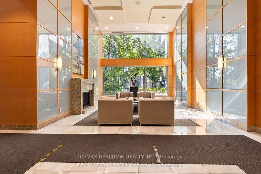 4978 Yonge Street, Unit 810 - Photo 3