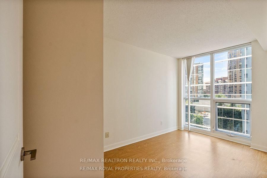 4978 Yonge Street, Unit 810 - Photo 9