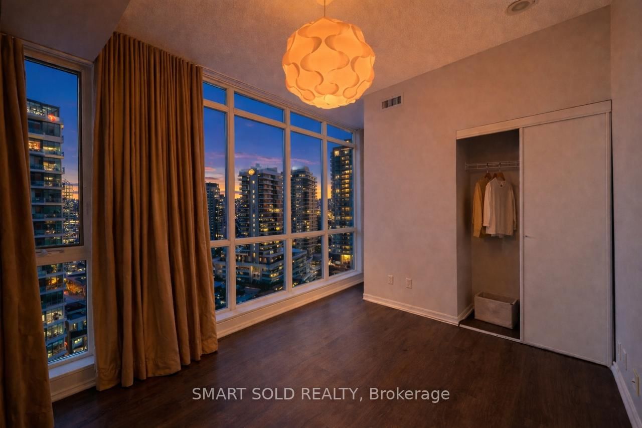 30 Canterbury Placeway E, Unit 904 - Photo 11