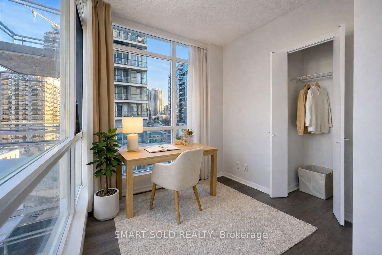 30 Canterbury Placeway E, Unit 904 - Photo 12