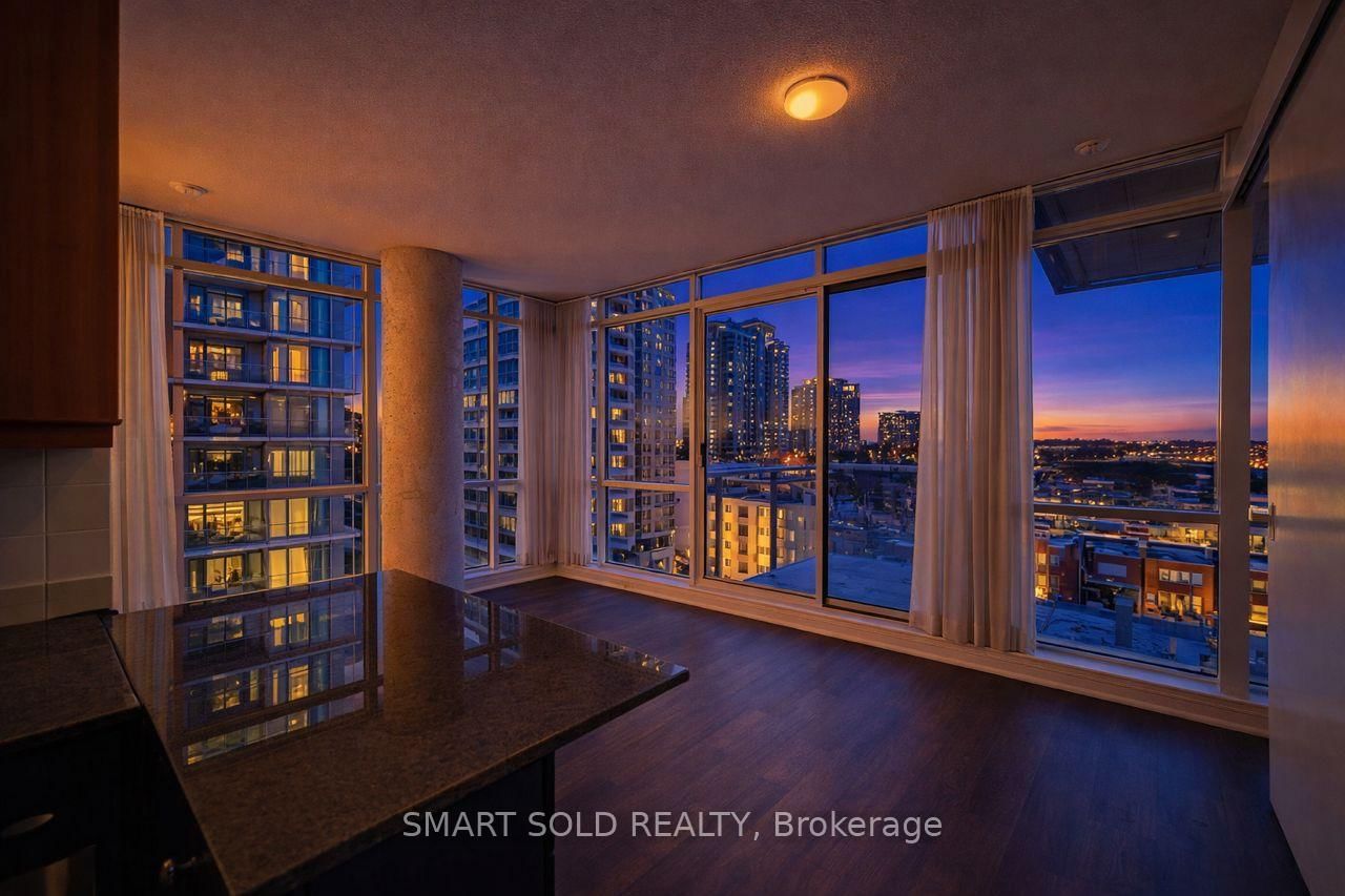 30 Canterbury Placeway E, Unit 904 - Photo 8