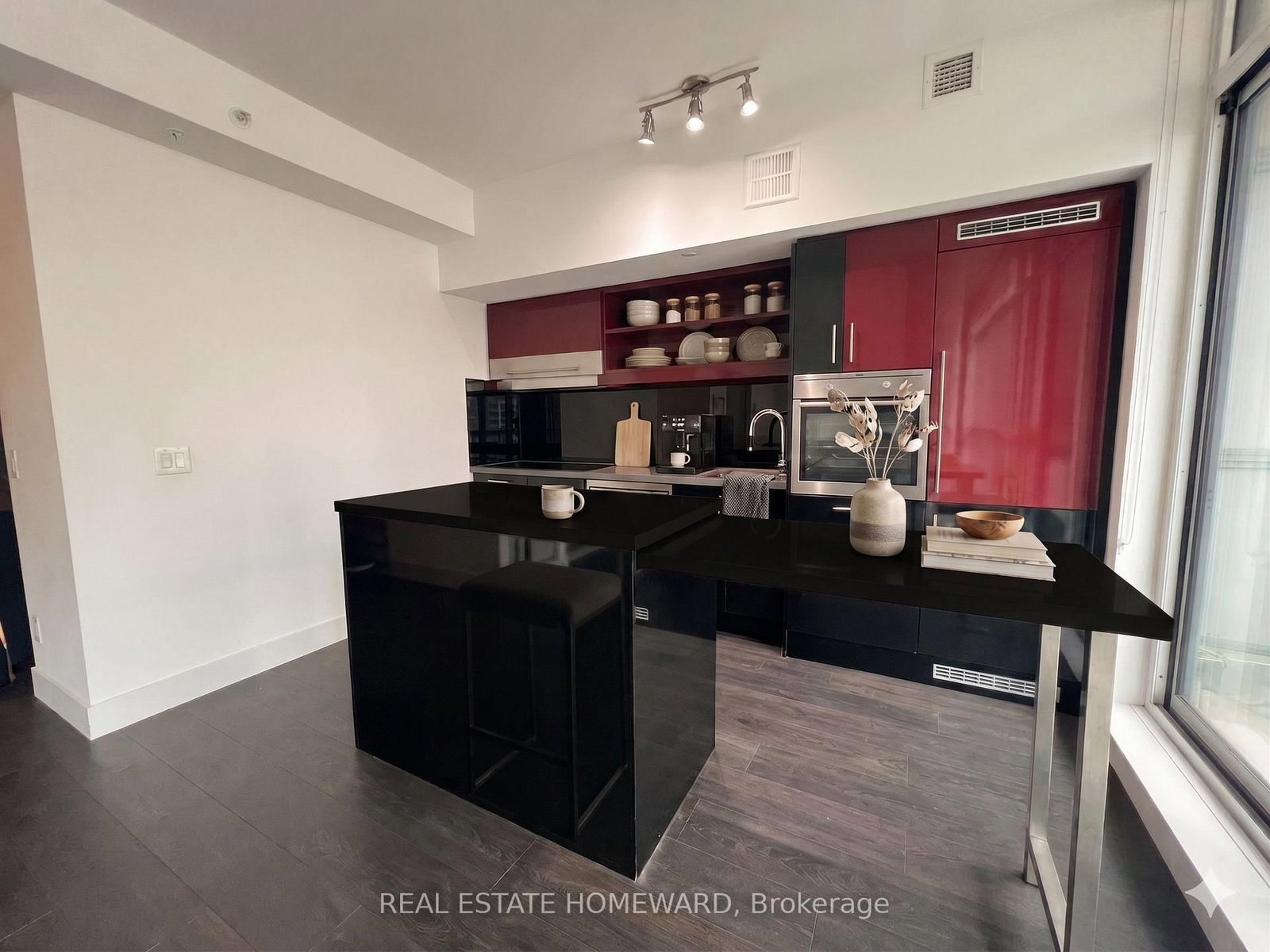 39 Sherbourne Street, Unit 509 - Photo 2