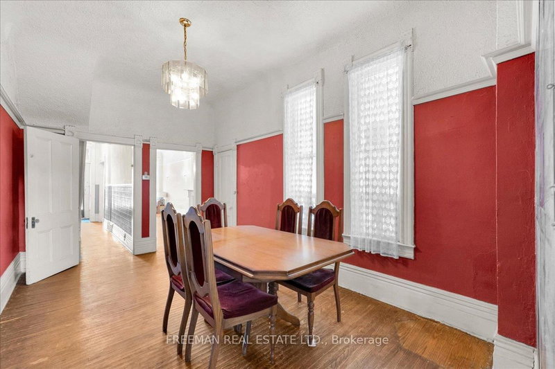116 Brunswick Ave, Toronto, M5S 2M2 | Image 3