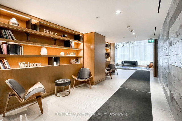 525 - 120 Parliament Street