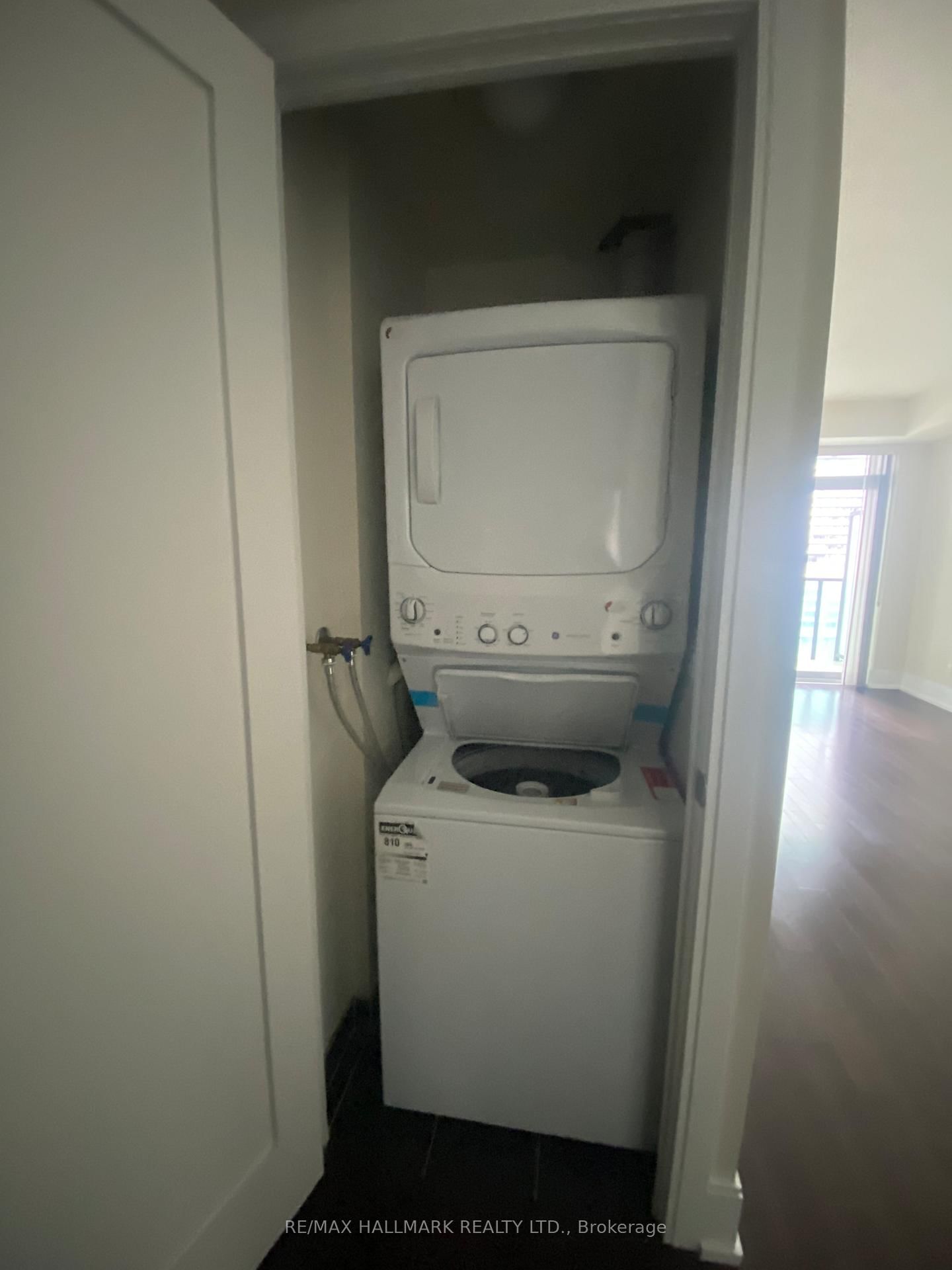 70 Roehampton Avenue, Unit 811 - Photo 12