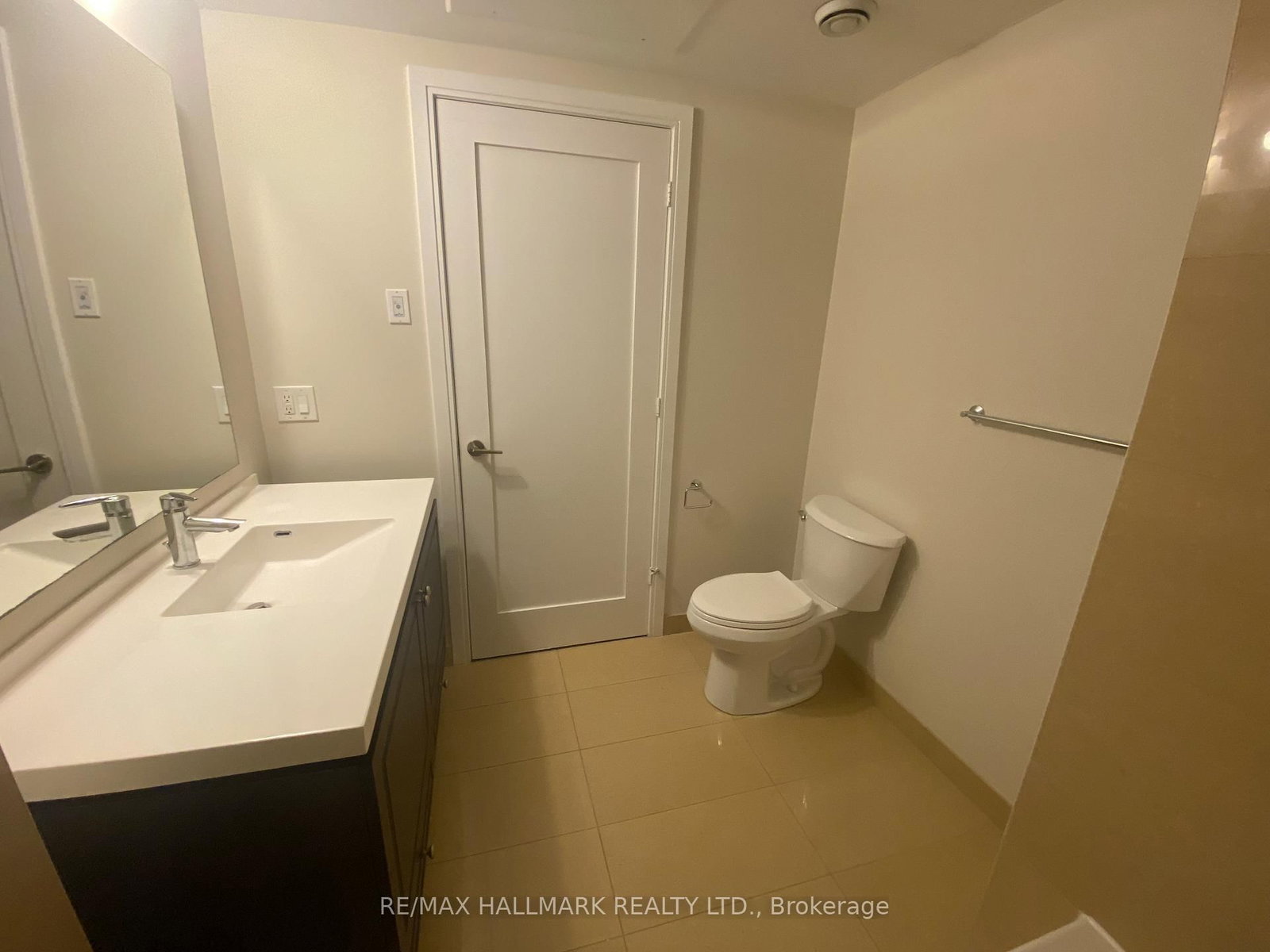 70 Roehampton Avenue, Unit 811 - Photo 8