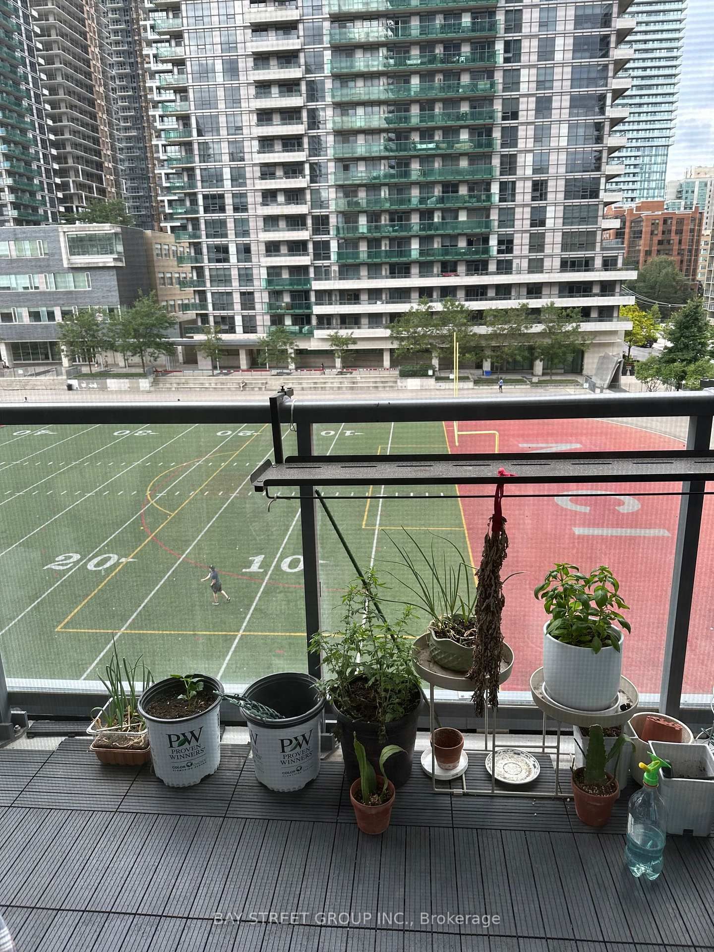 30 Roehampton Avenue, Unit 417 - Photo 8