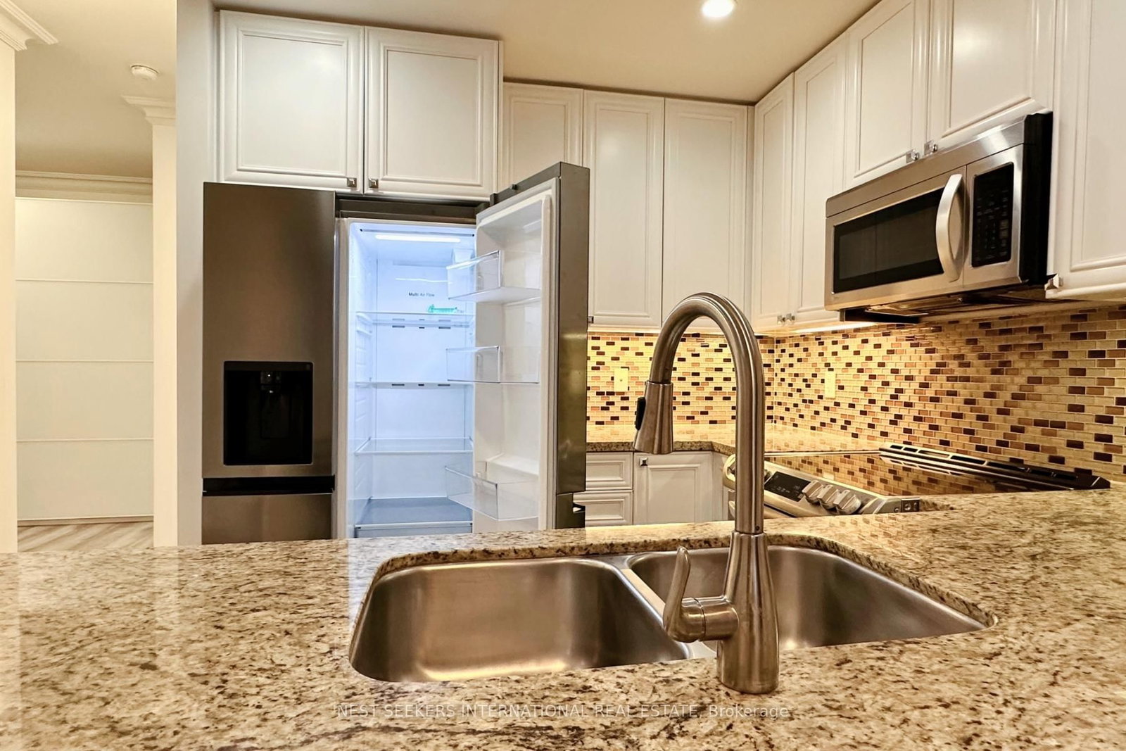 100 HARRISON Garden - Photo 5