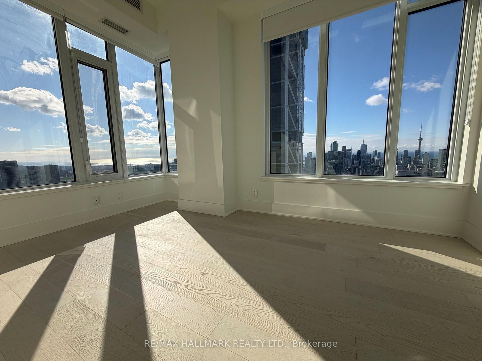 11 Yorkville Avenue, Unit 5707 - Photo 18