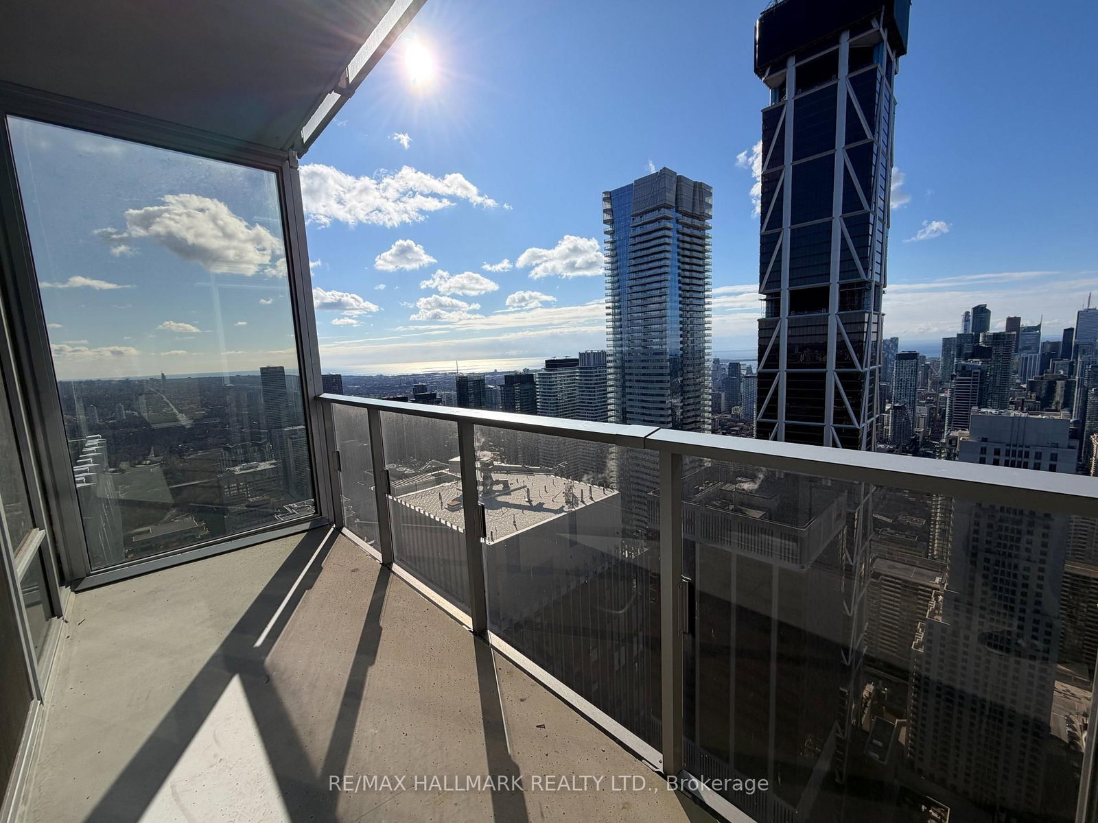 11 Yorkville Avenue, Unit 5707 - Photo 20