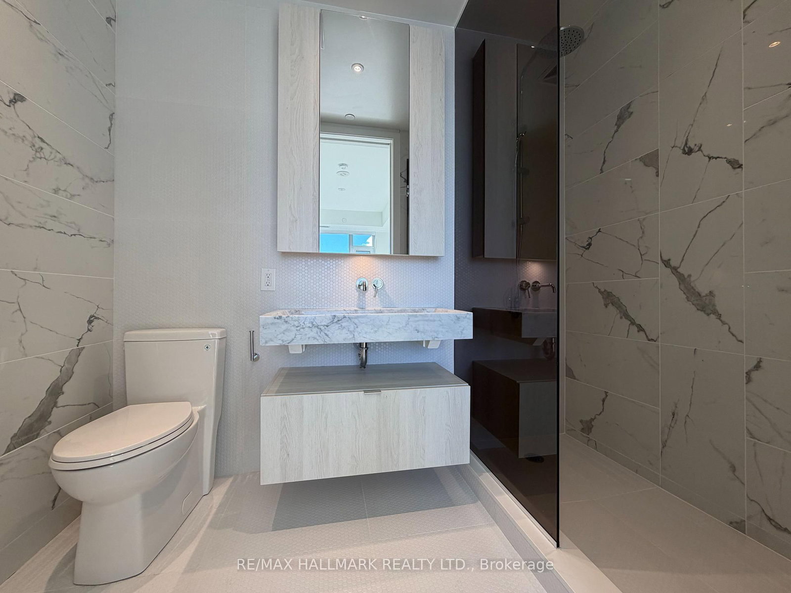 11 Yorkville Avenue, Unit 5707 - Photo 23