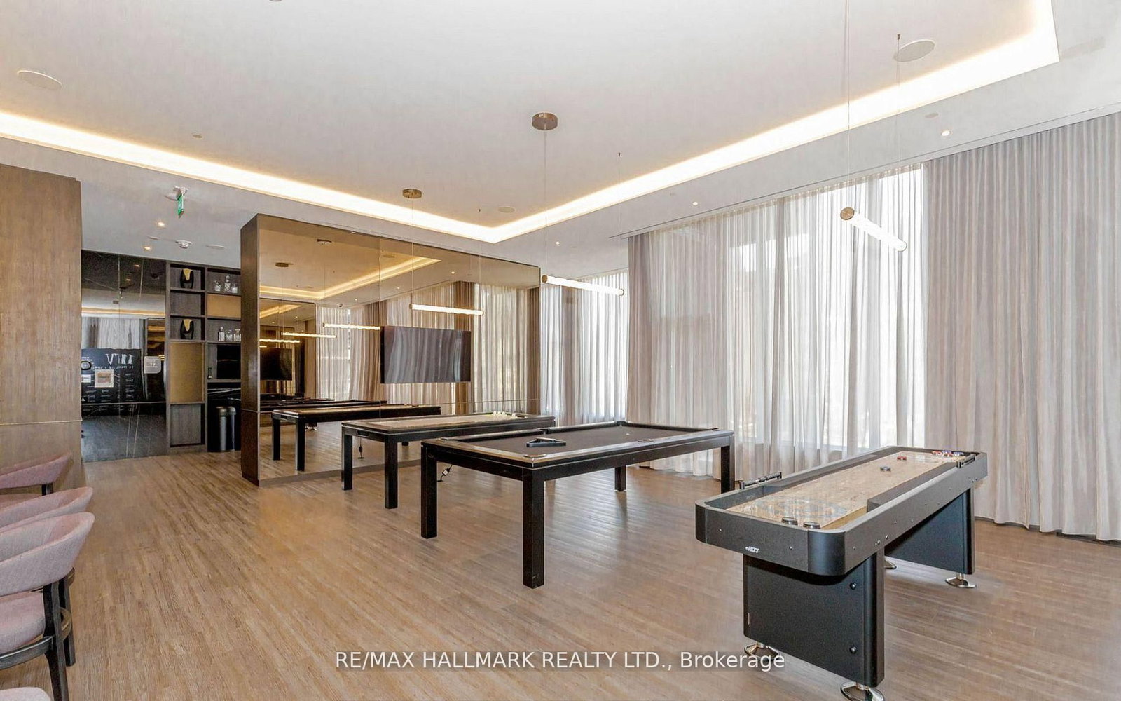 11 Yorkville Avenue, Unit 5707 - Photo 34