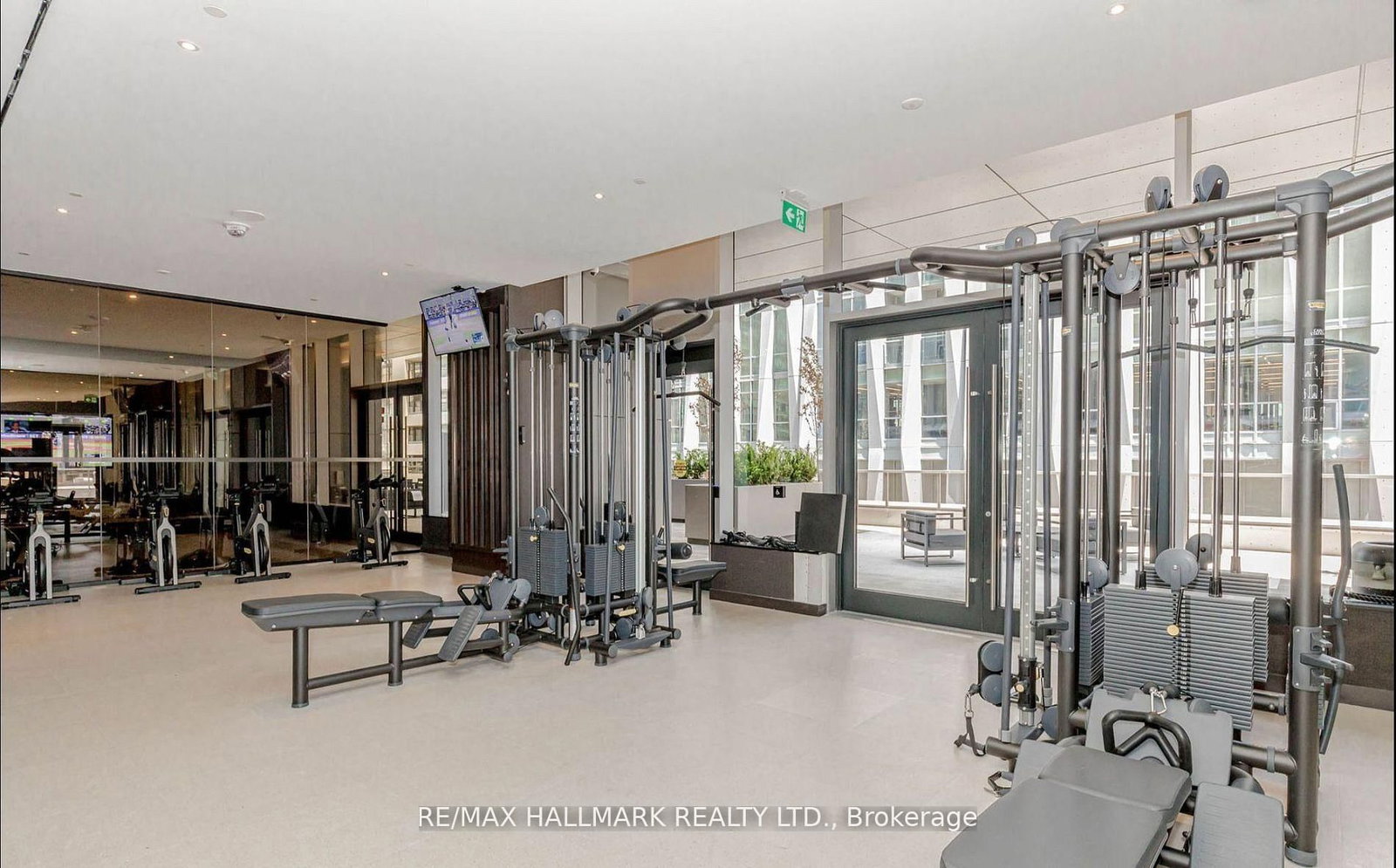 11 Yorkville Avenue, Unit 5707 - Photo 36