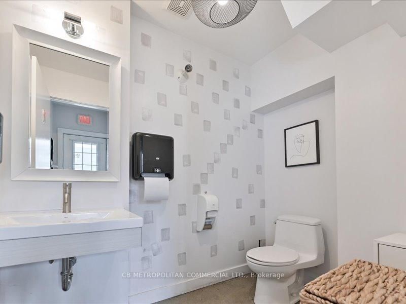 968 Queen Street W - Photo 13