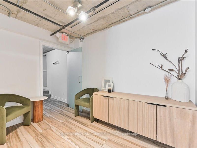 968 Queen Street W - Photo 16