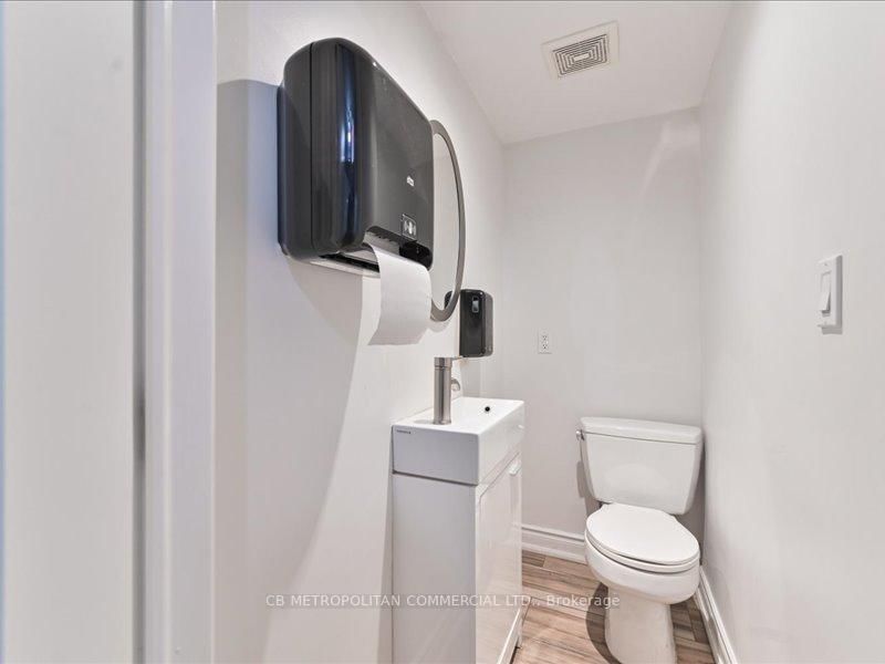 968 Queen Street W - Photo 21