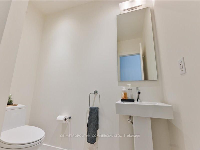 968 Queen Street W - Photo 33