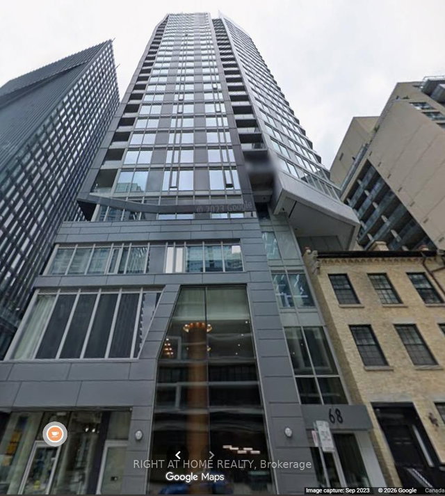 1011 - 68 Shuter Street