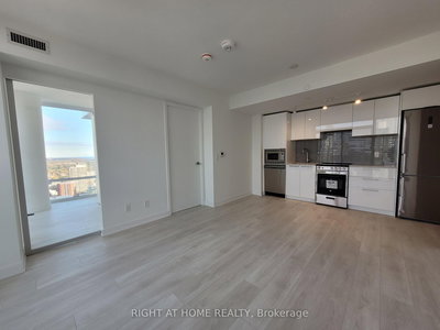 3705-501 Yonge Street, Toronto, Ontario image-0-4